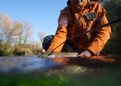 Contact-Roche-Lake-Resort-Book-Your-Fly-Fishing-trip-scaled